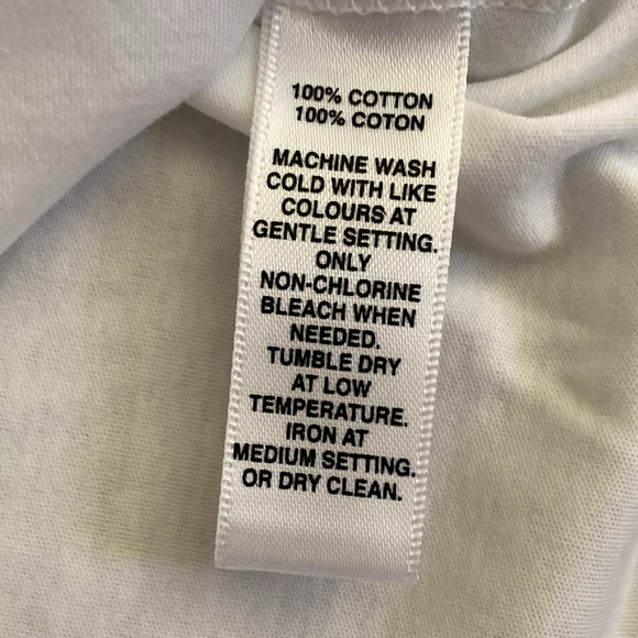 Stunning NWOT bright white T - Picture 4 of 4